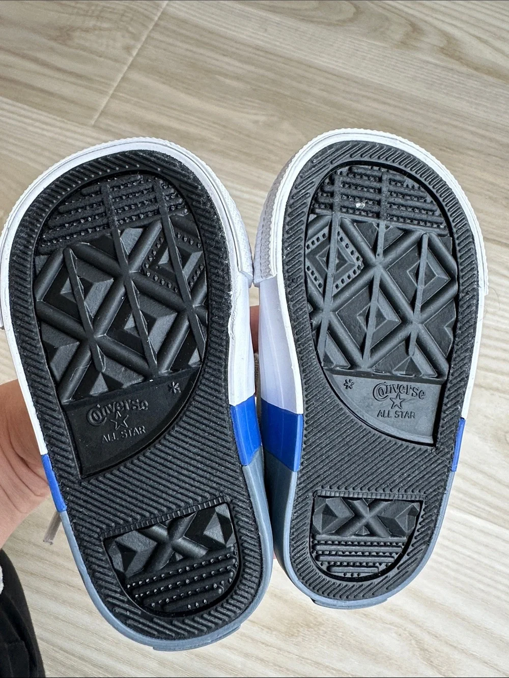 Converse Toddler Sneakers in Light Gray and White